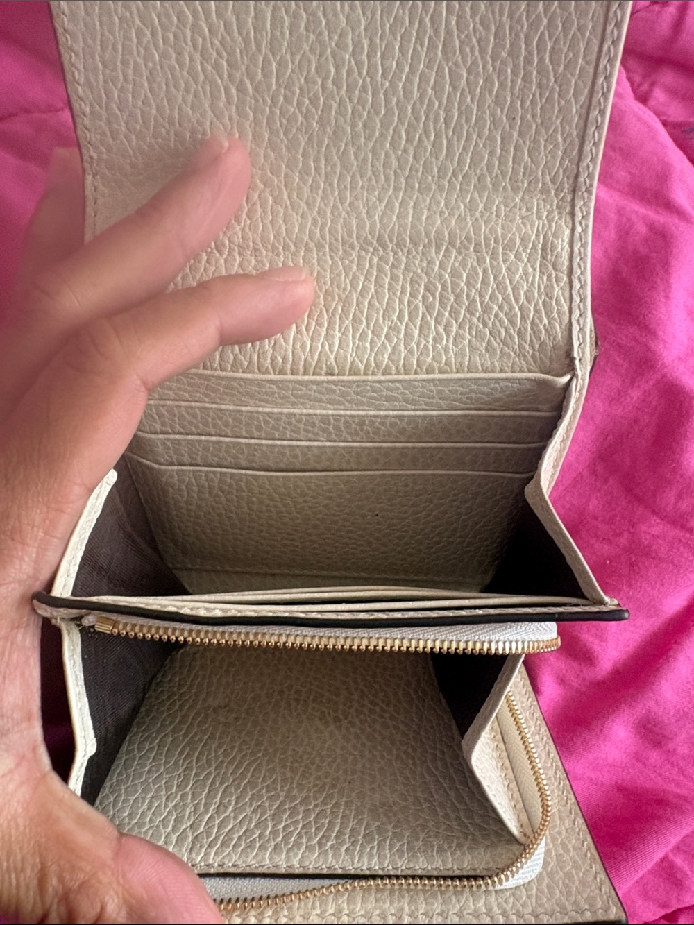 Gucci Compact Wallet Double Bifold GG Supreme - Picture 8 of 13